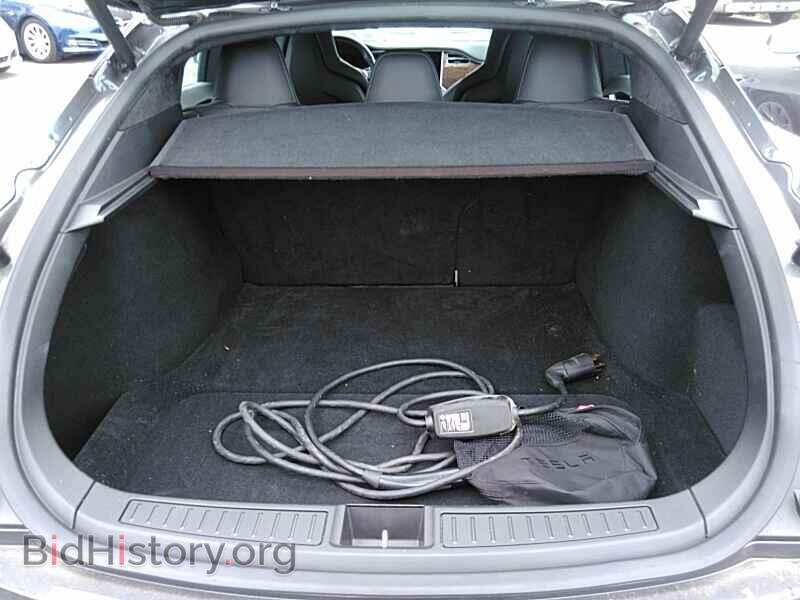 2016 Tesla Model S - VIN: 5YJSA1E21GF169834 - Photo 7