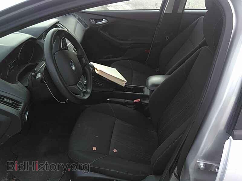2017 Ford Focus - VIN: 1FADP3FE2HL276018 - Фото 3