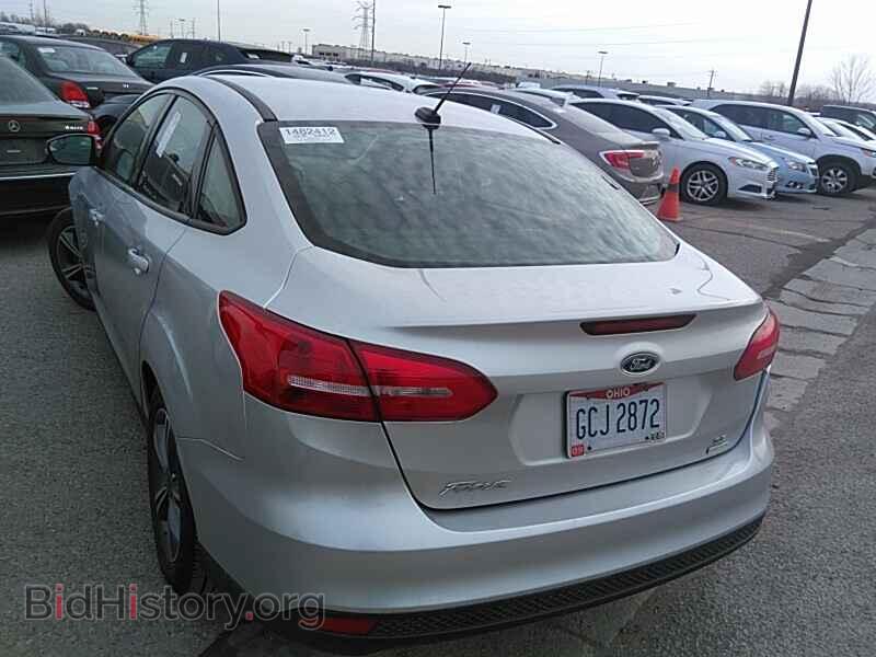 2017 Ford Focus - VIN: 1FADP3FE2HL276018 - Фото 9