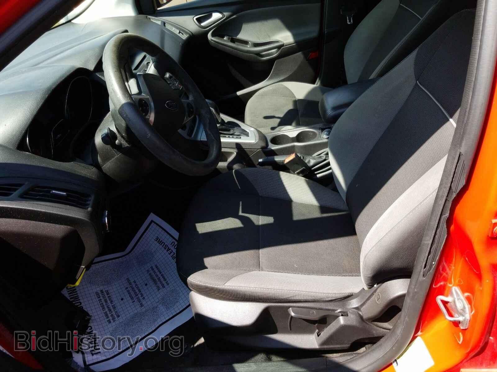 2014 Ford Focus - VIN: 1FADP3F28EL272251 - Фото 3