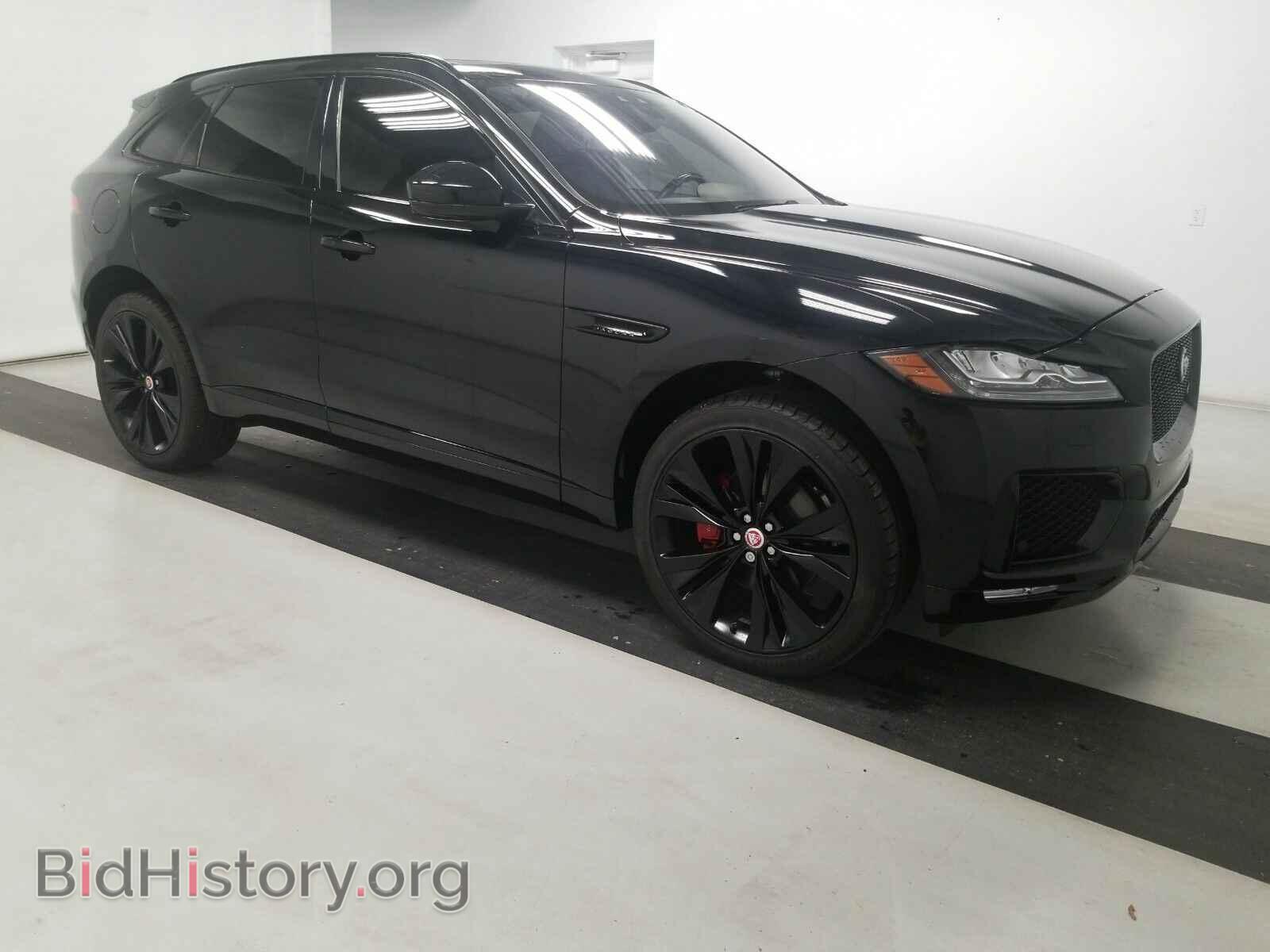 2017 Jaguar F-PACE - VIN: SADCM2BV9HA092855 - Фото 3