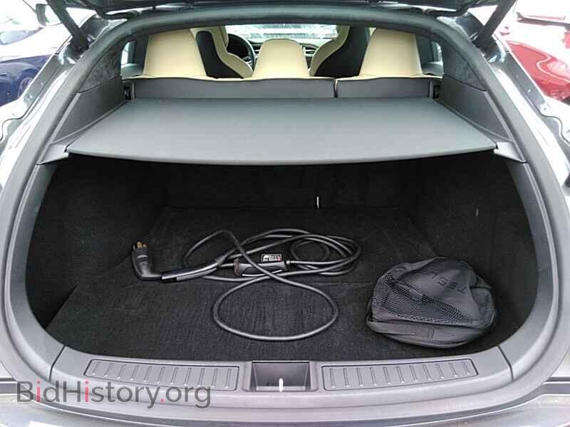 2016 Tesla Model S - VIN: 5YJSA1E26GF176231 - Photo 7