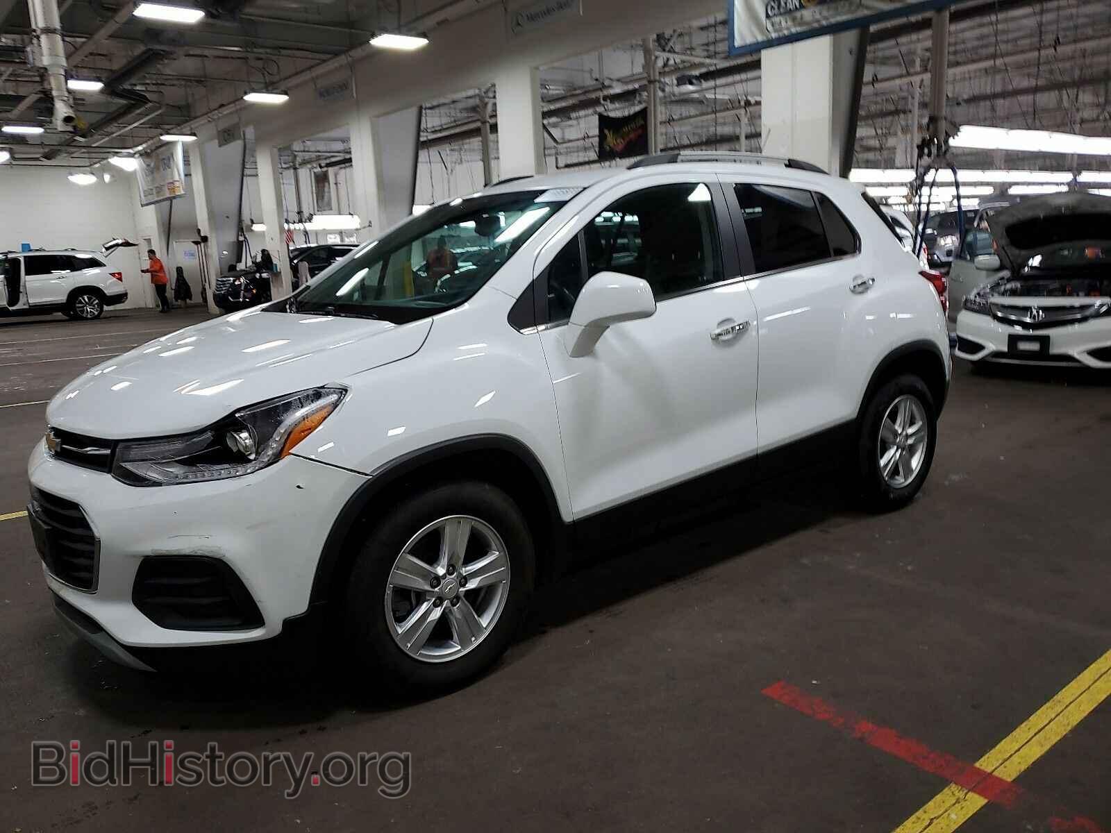 Фотография KL7CJLSB8HB250092 - Chevrolet Trax 2017