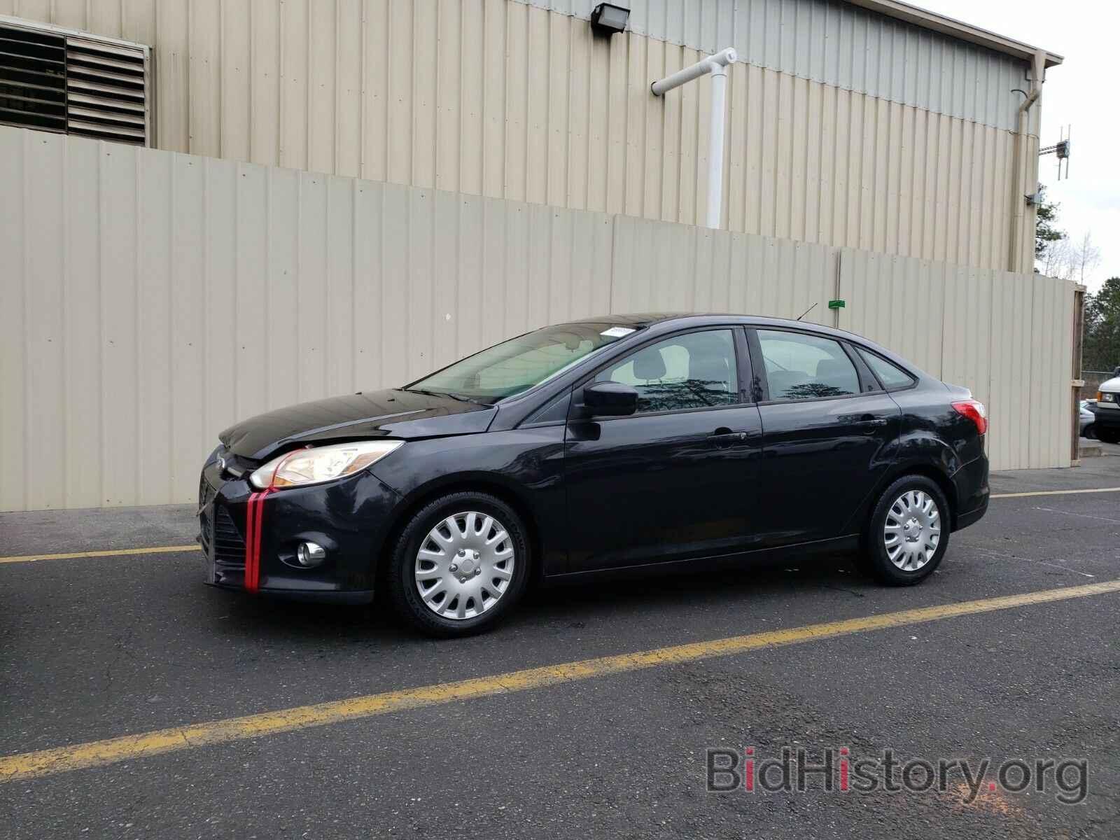 Photo 1FAHP3F2XCL375203 - Ford Focus 2012