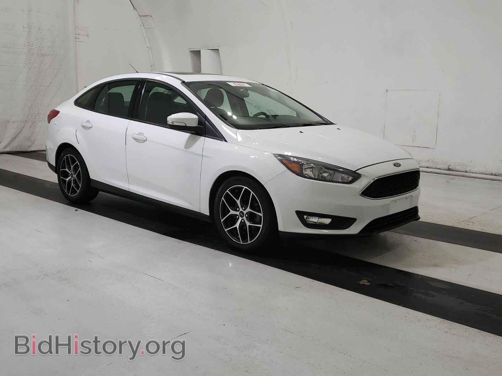 2017 Ford Focus - VIN: 1FADP3H22HL248691 - Фото 3