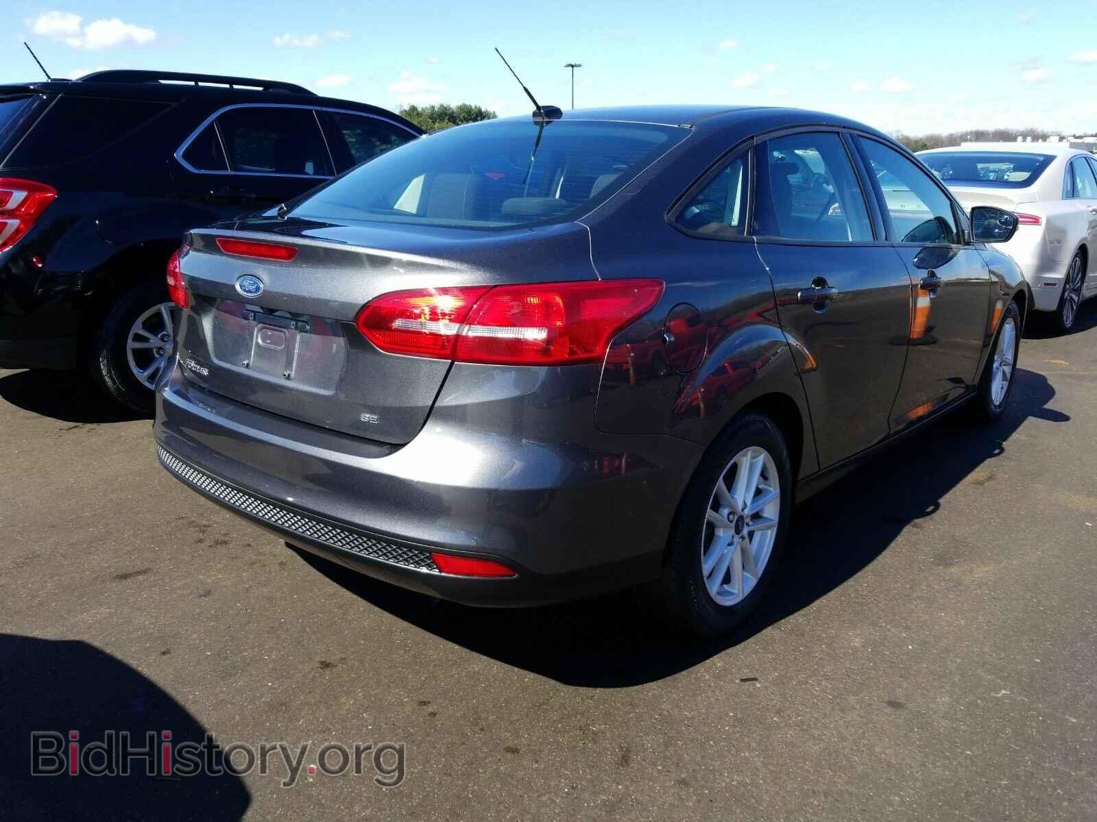 2017 Ford Focus - VIN: 1FADP3F25HL213534 - Фото 2