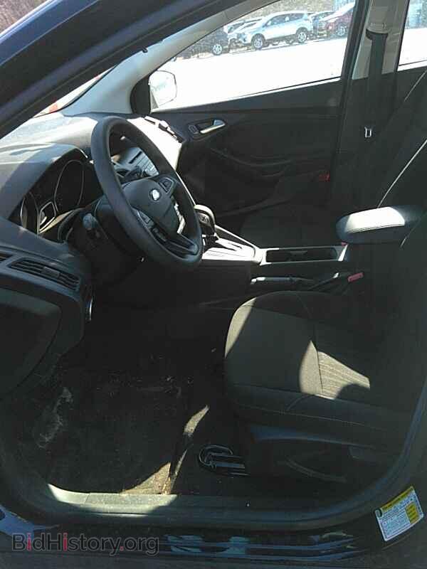 2017 Ford Focus - VIN: 1FADP3F28HL203452 - Фото 3
