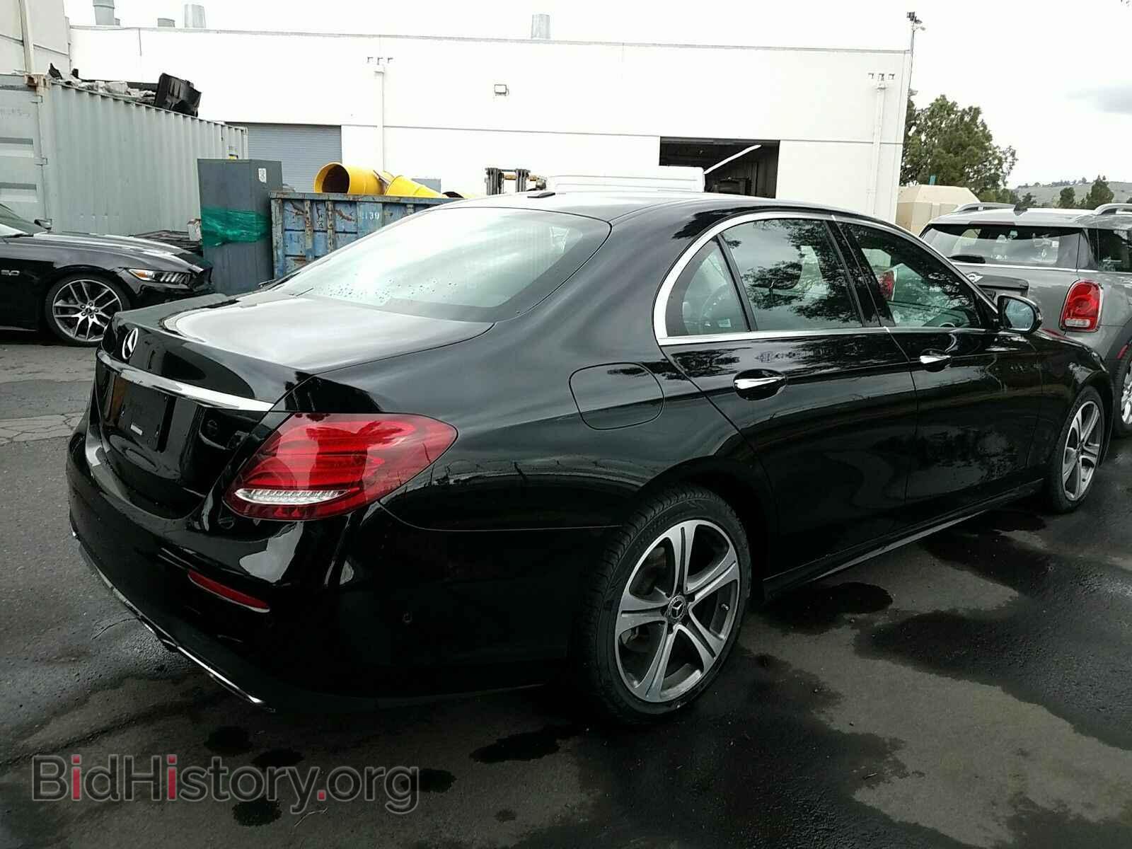 2018 Mercedes-Benz E-Class - VIN: WDDZF4JB7JA433667 - Фото 2