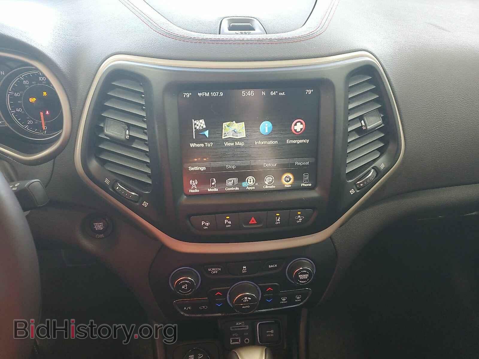 2017 Jeep Cherokee - VIN: 1C4PJMBB1HW591336 - Фото 4