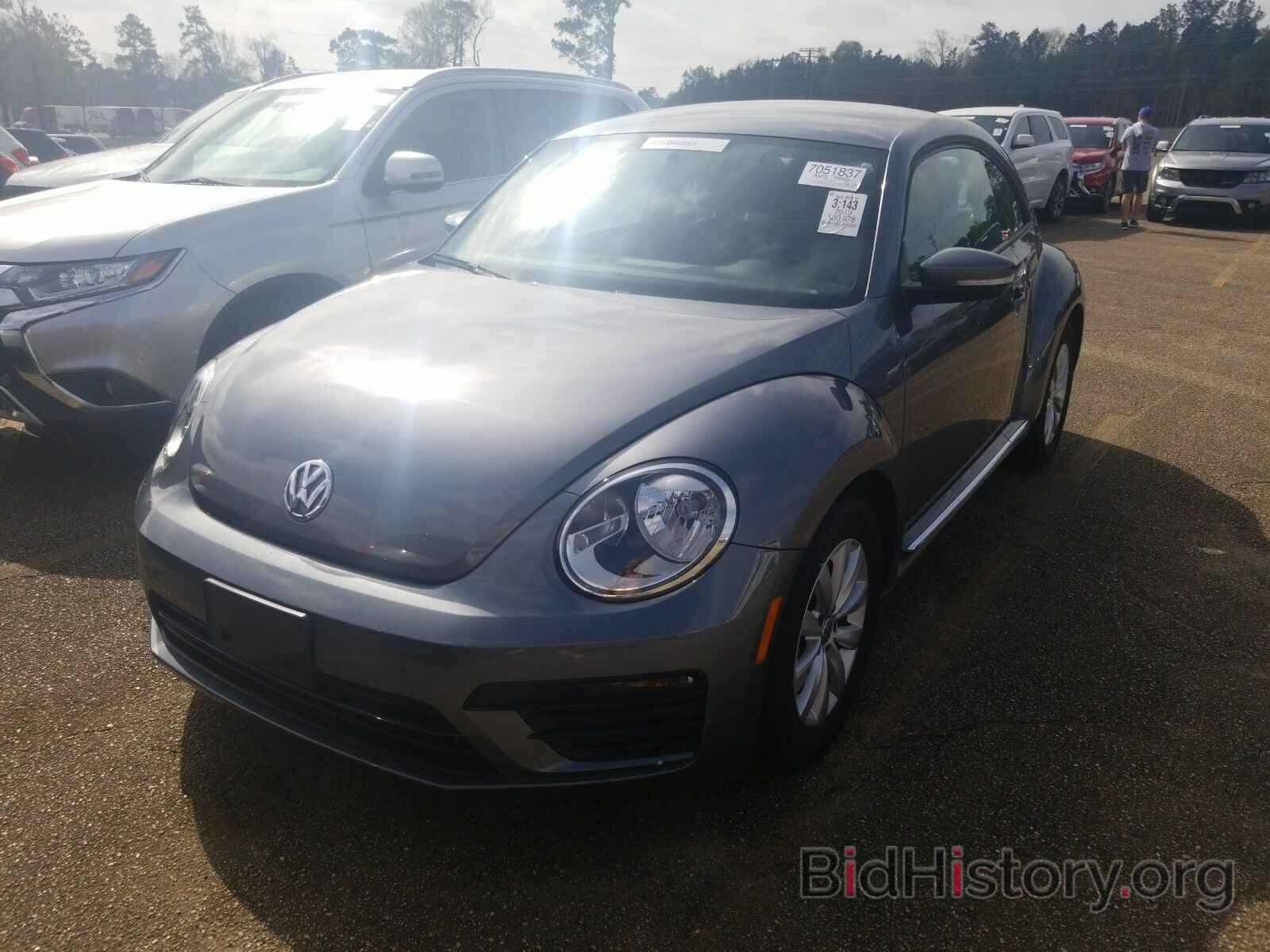 Photo 3VWFD7AT5KM708239 - Volkswagen Beetle 2019