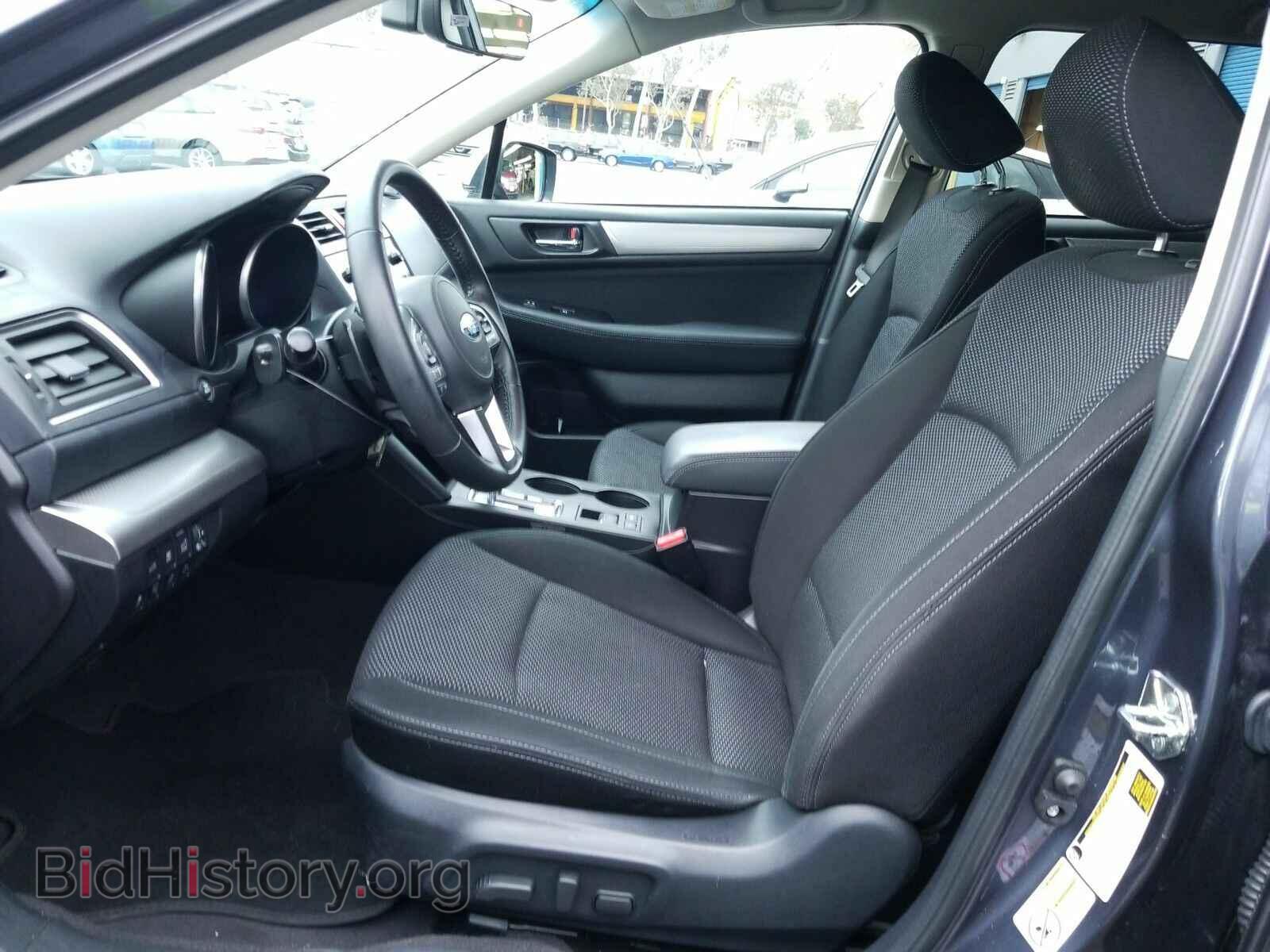 2017 Subaru Outback - VIN: 4S4BSAFCXH3375586 - Фото 3