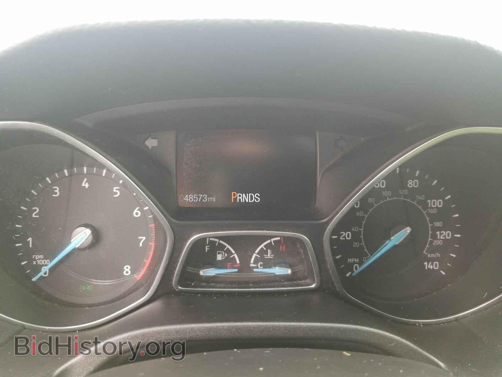 2016 Ford Focus - VIN: 1FADP3F20GL350668 - Photo 5