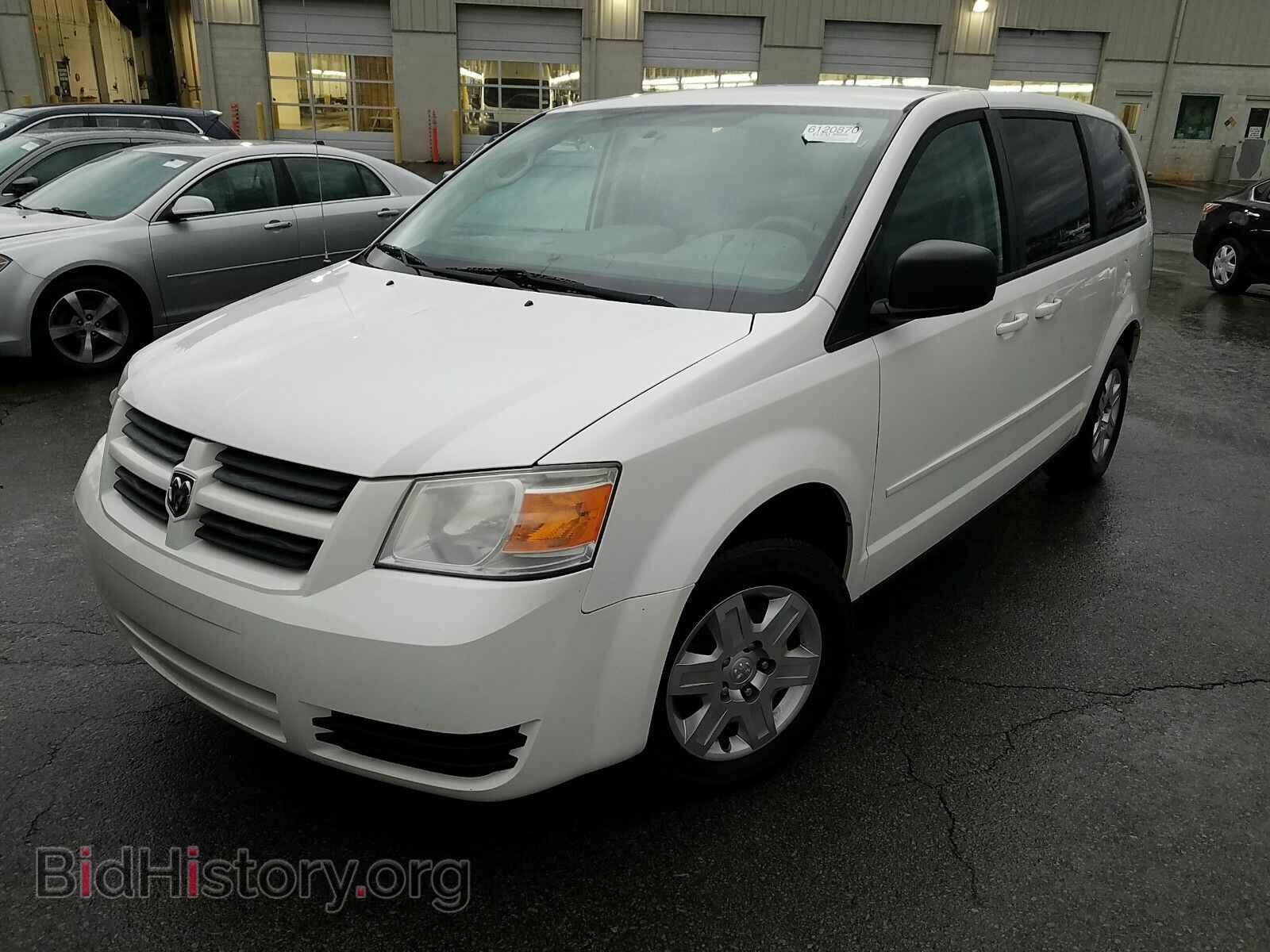 Photo 2D4RN4DE3AR228509 - Dodge Grand Caravan 2010