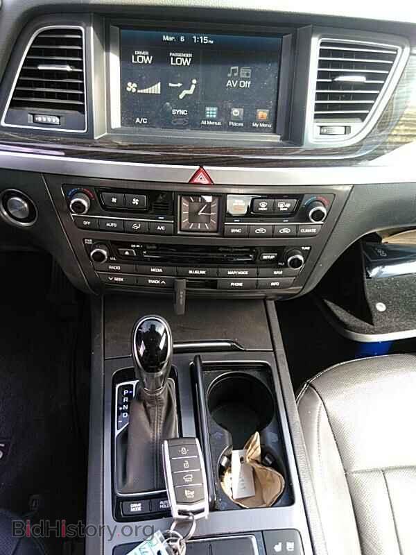 2017 Genesis G80 - VIN: KMHGN4JE1HU209801 - Фото 4