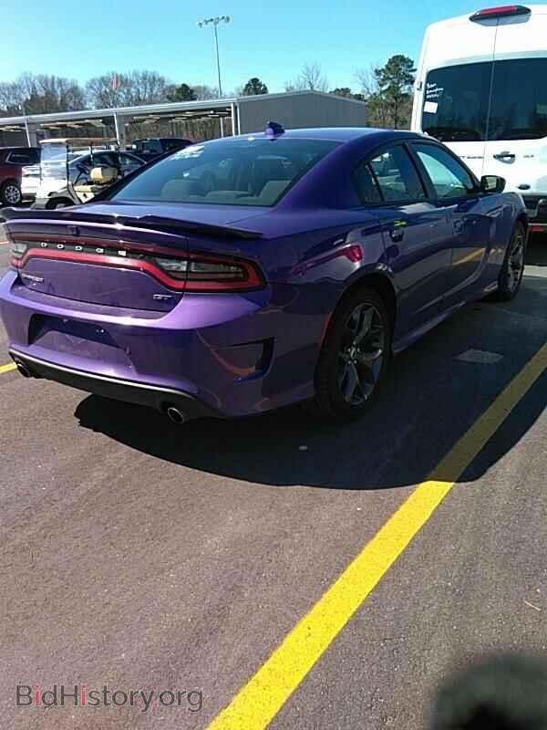 2019 Dodge Charger - VIN: 2C3CDXHG3KH705745 - Фото 2