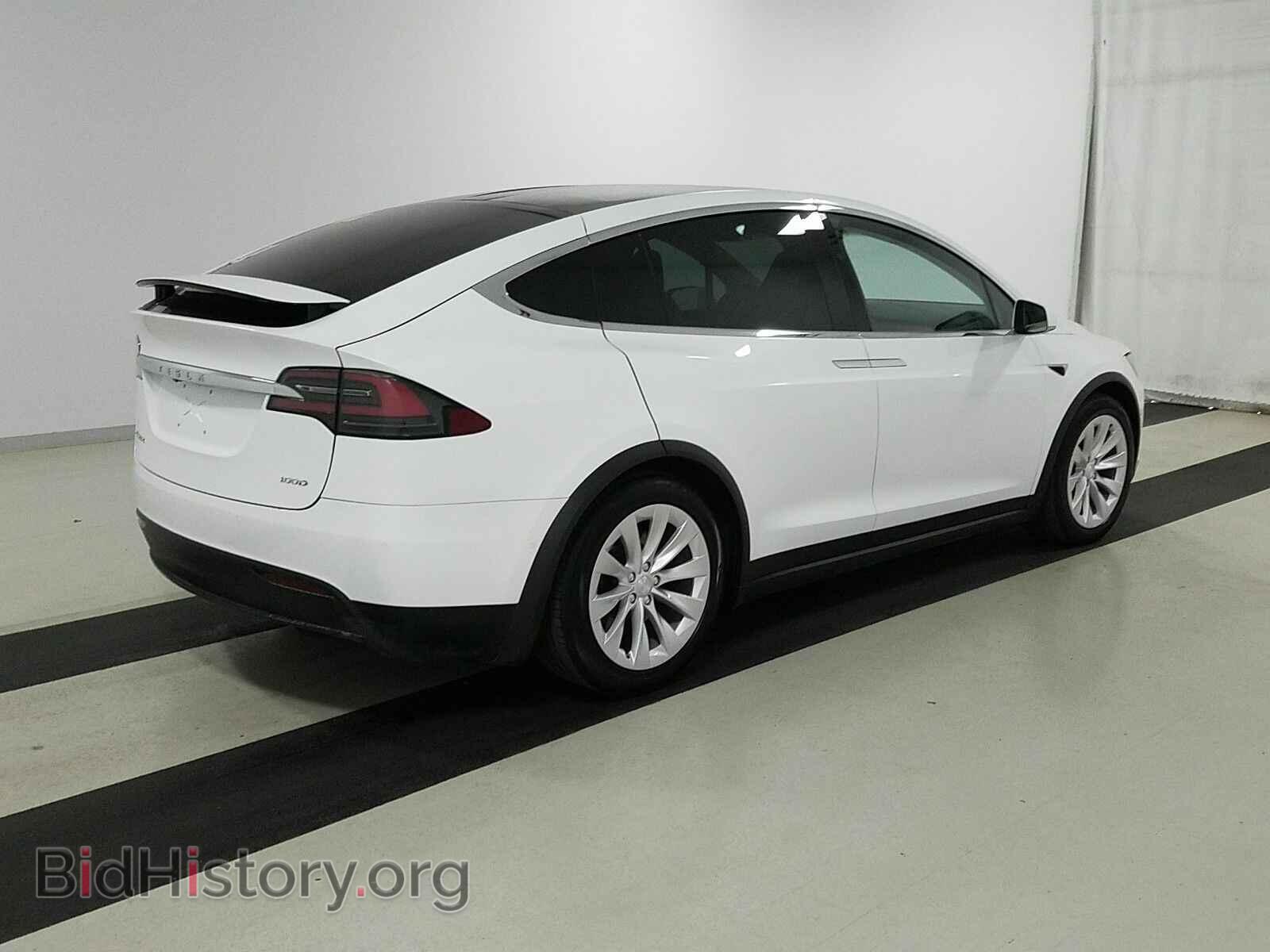 2018 Tesla Model X - VIN: 5YJXCBE28JF109580 - Фото 4