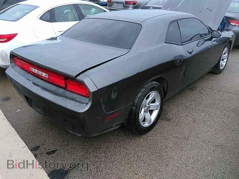 2014 Dodge Challenger - VIN: 2C3CDYAG7EH244943 - Фото 2