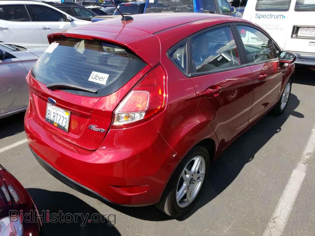 2017 Ford Fiesta - VIN: 3FADP4EJ4HM115592 - Фото 2