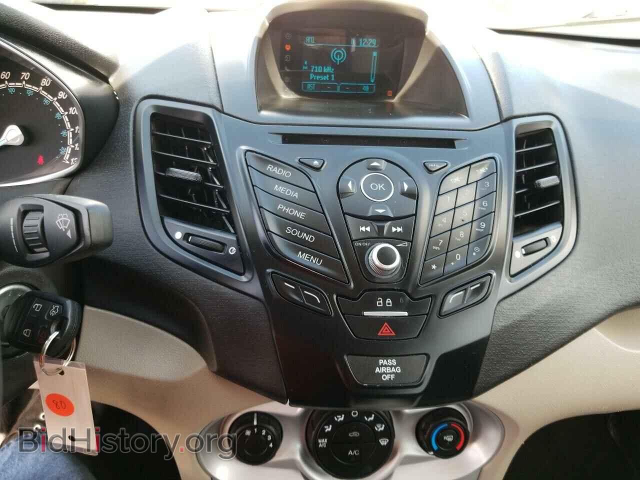 2017 Ford Fiesta - VIN: 3FADP4EJ4HM115592 - Фото 4