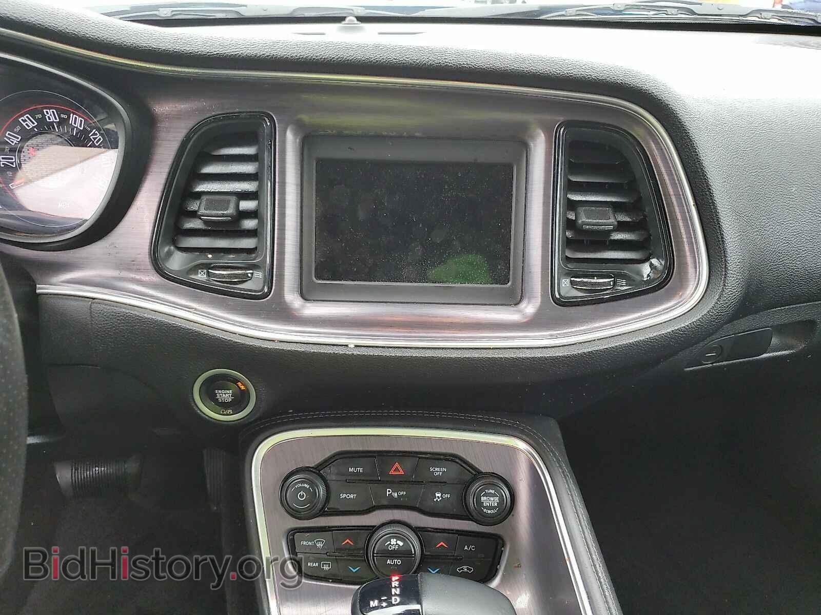 2018 Dodge Challenger - VIN: 2C3CDZAGXJH333440 - Фото 4