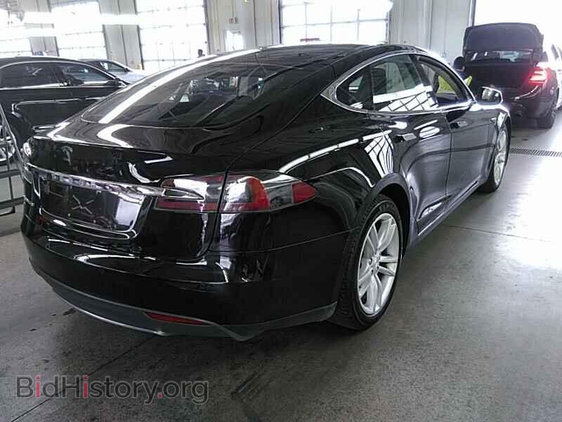 2014 Tesla Model S - VIN: 5YJSA1S12EFP45200 - Фото 2