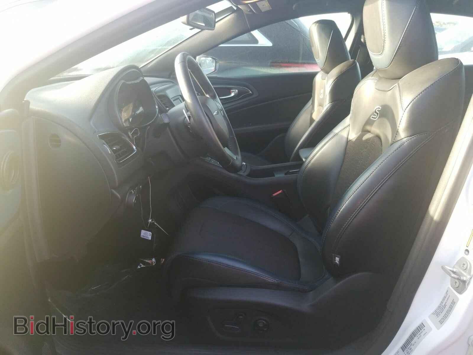 2016 Chrysler 200 - VIN: 1C3CCCBB5GN120835 - Фото 3