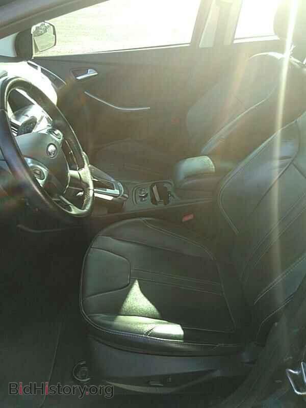 2014 Ford Focus - VIN: 1FADP3N2XEL461646 - Photo 3