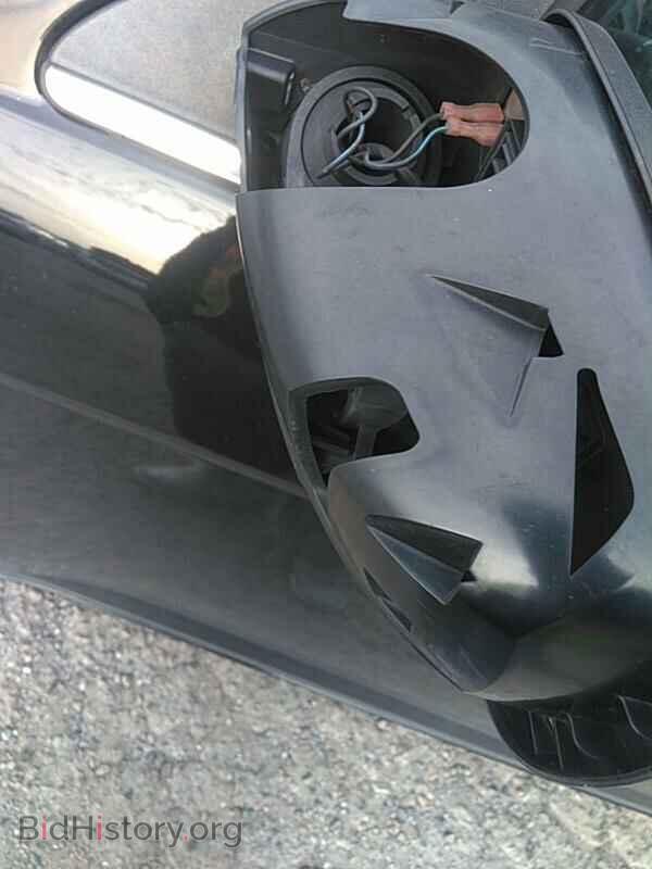 2011 Chrysler 200 - VIN: 1C3BC2FB2BN597330 - Фото 10