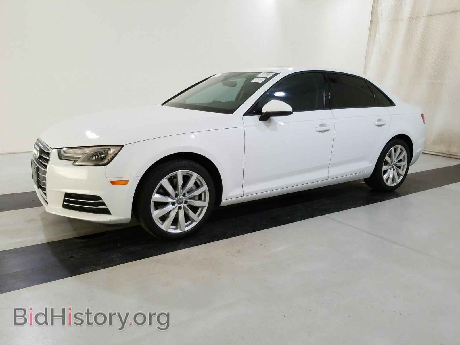 Photo WAUGNAF46HN019941 - Audi A4 2017
