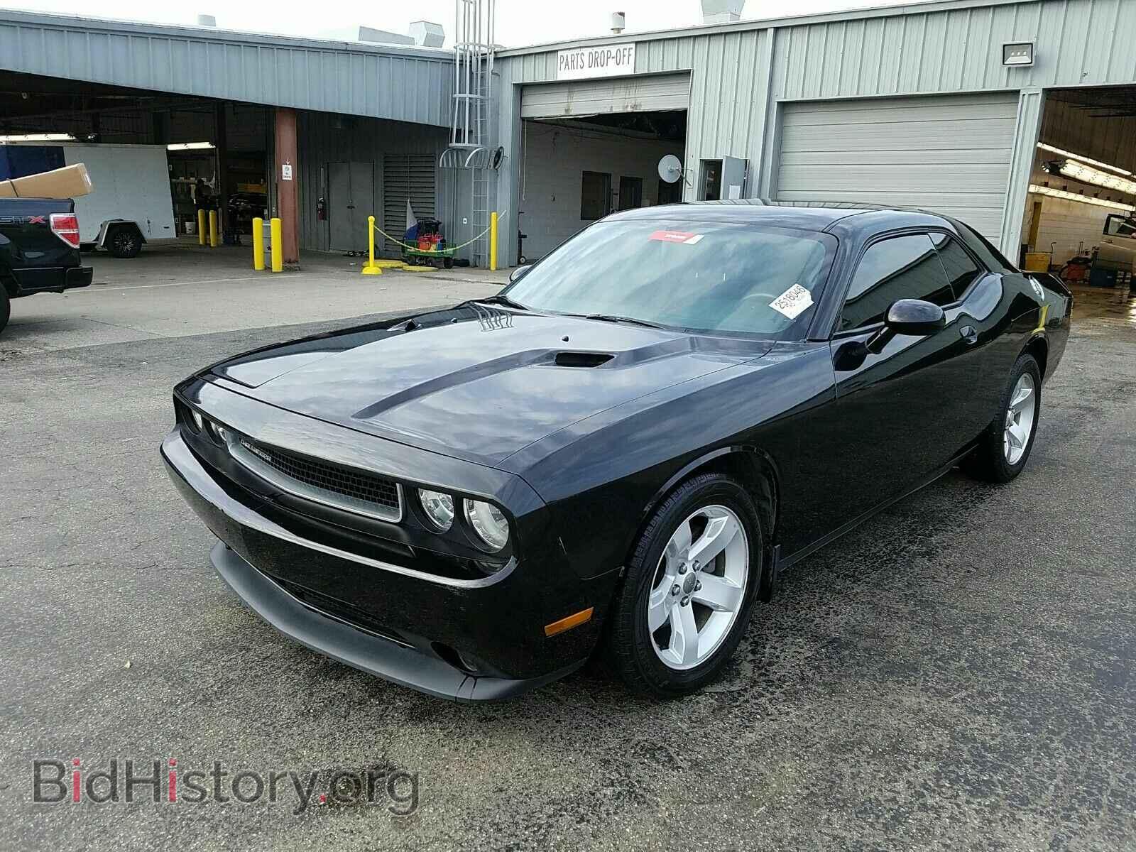 Photo 2C3CDYAG4DH645834 - Dodge Challenger 2013