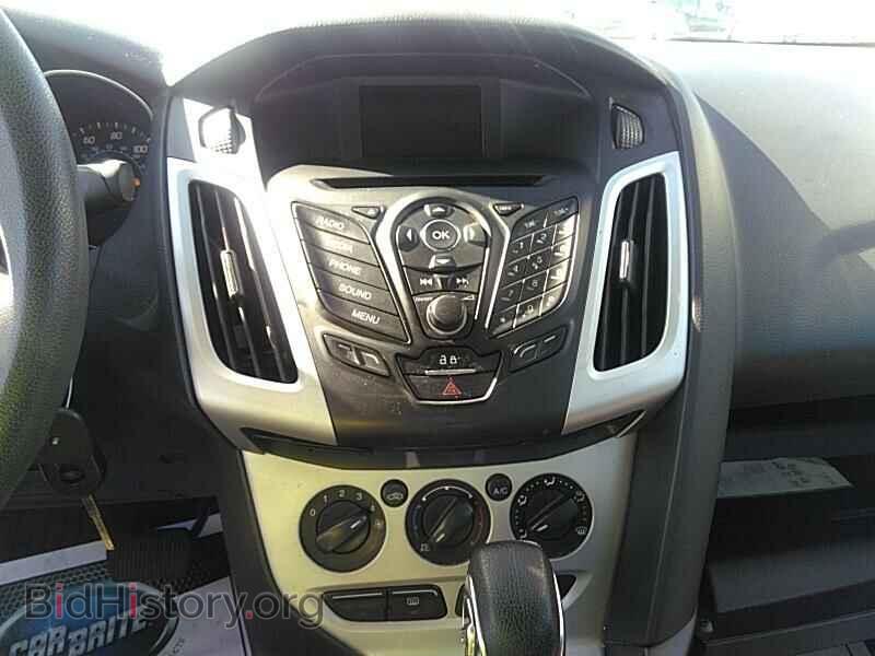 2013 Ford Focus - VIN: 1FADP3F27DL295437 - Photo 4