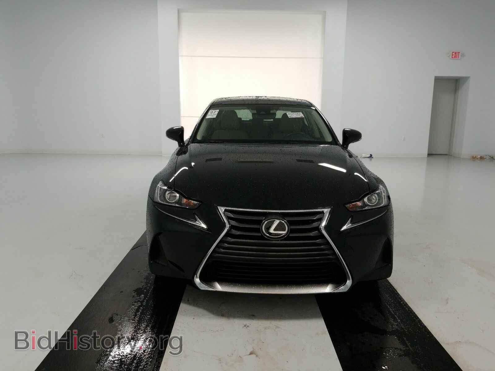 2017 Lexus IS - VIN: JTHBA1D22H5050676 - Фото 2