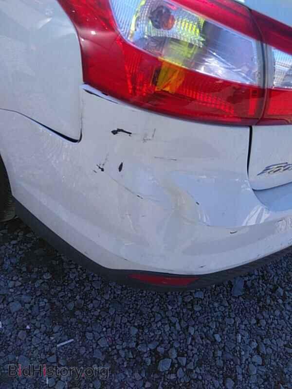 2014 Ford Focus - VIN: 1FADP3F2XEL268041 - Photo 10