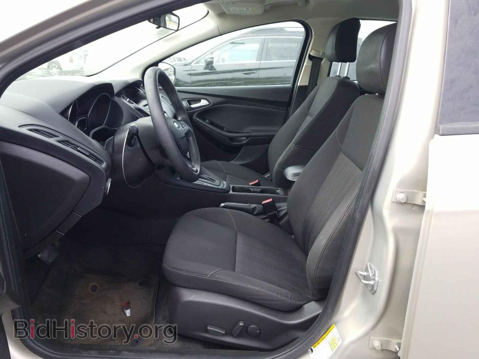 2016 Ford Focus - VIN: 1FADP3F22GL295091 - Фото 3