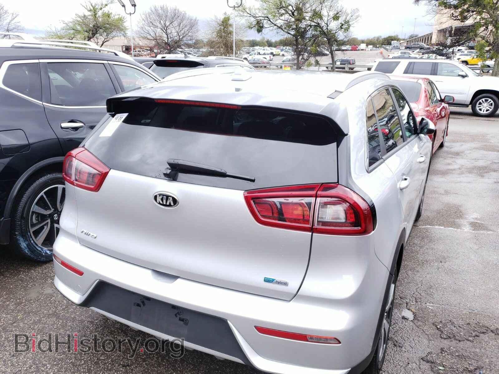 2019 Kia Niro - VIN: KNDCB3LC2K5245421 - Фото 2