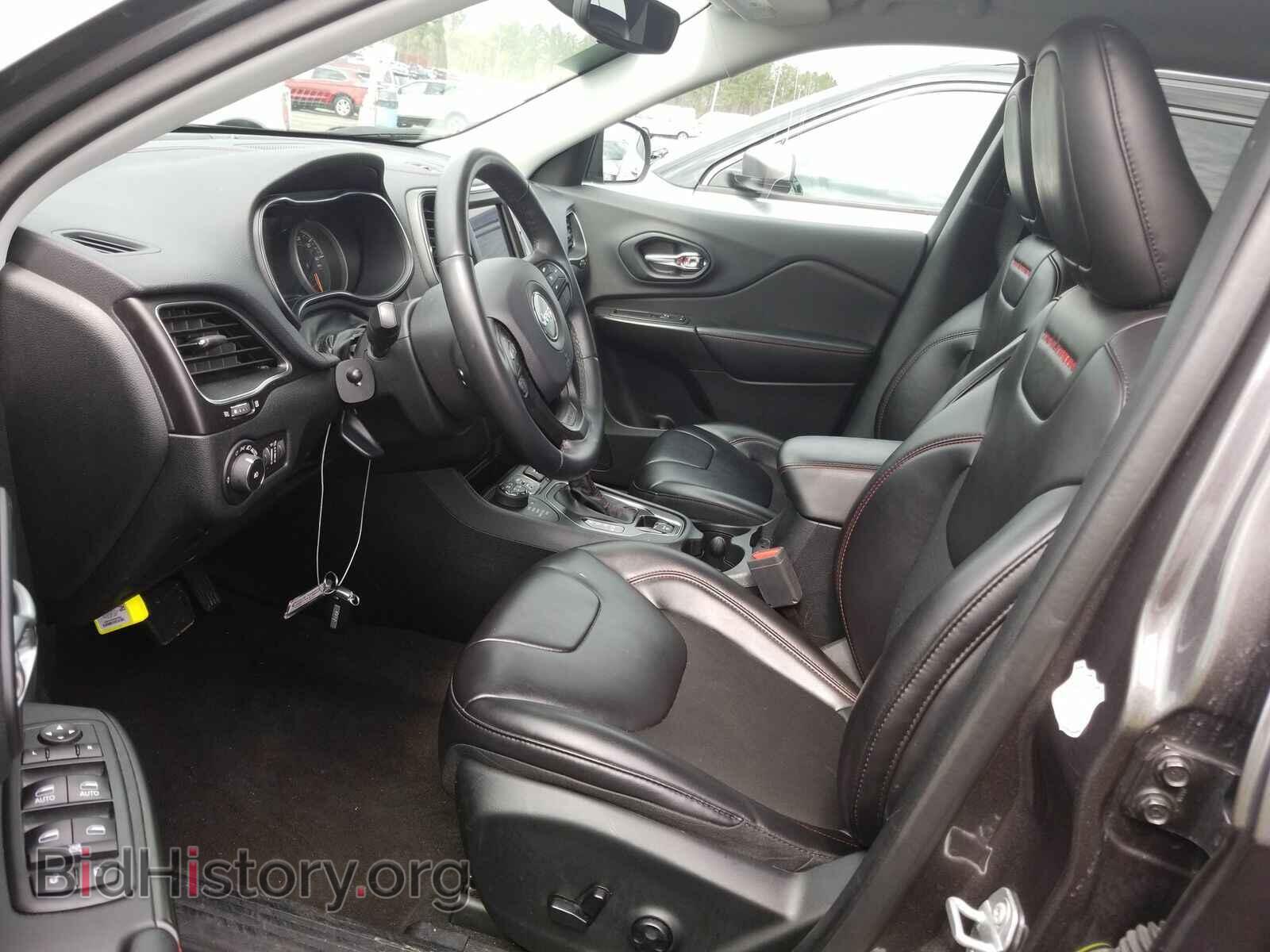 2019 Jeep Cherokee - VIN: 1C4PJMBX4KD298206 - Фото 3
