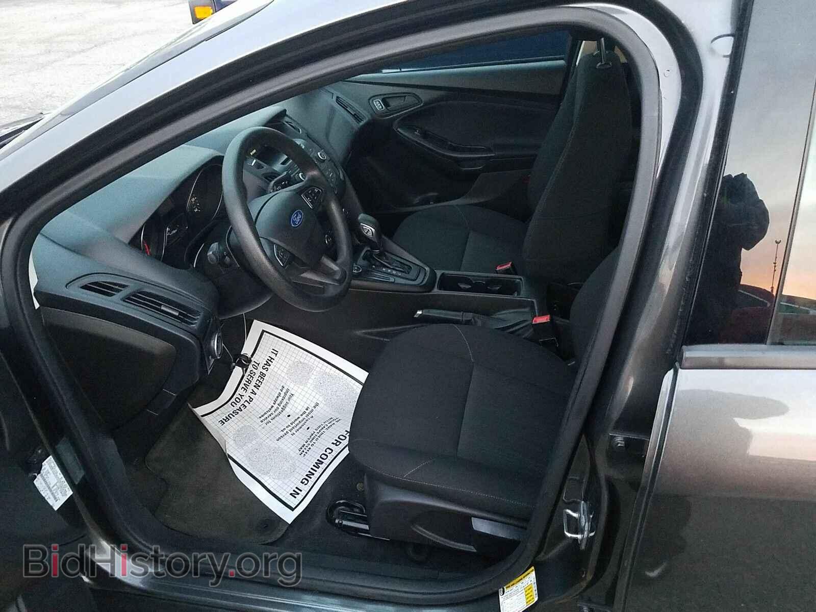 2015 Ford Focus - VIN: 1FADP3E22FL376253 - Фото 3