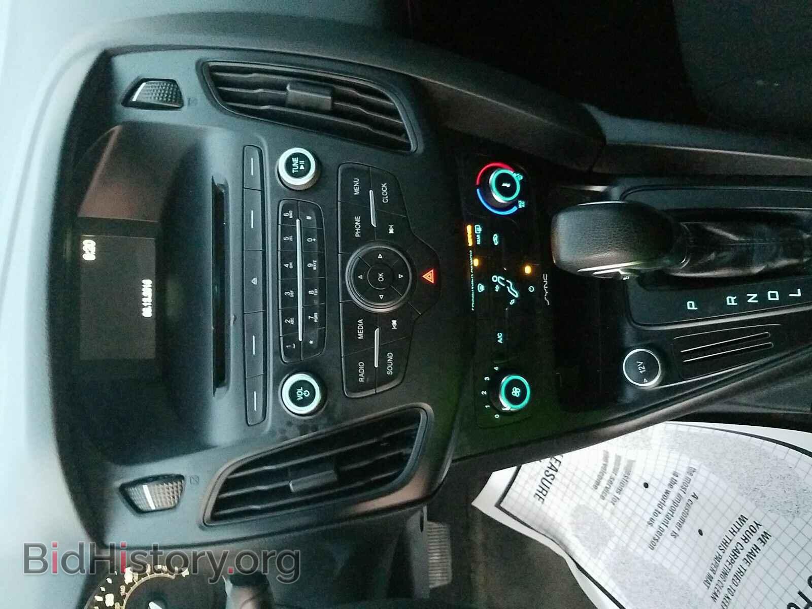 2015 Ford Focus - VIN: 1FADP3E22FL376253 - Фото 4
