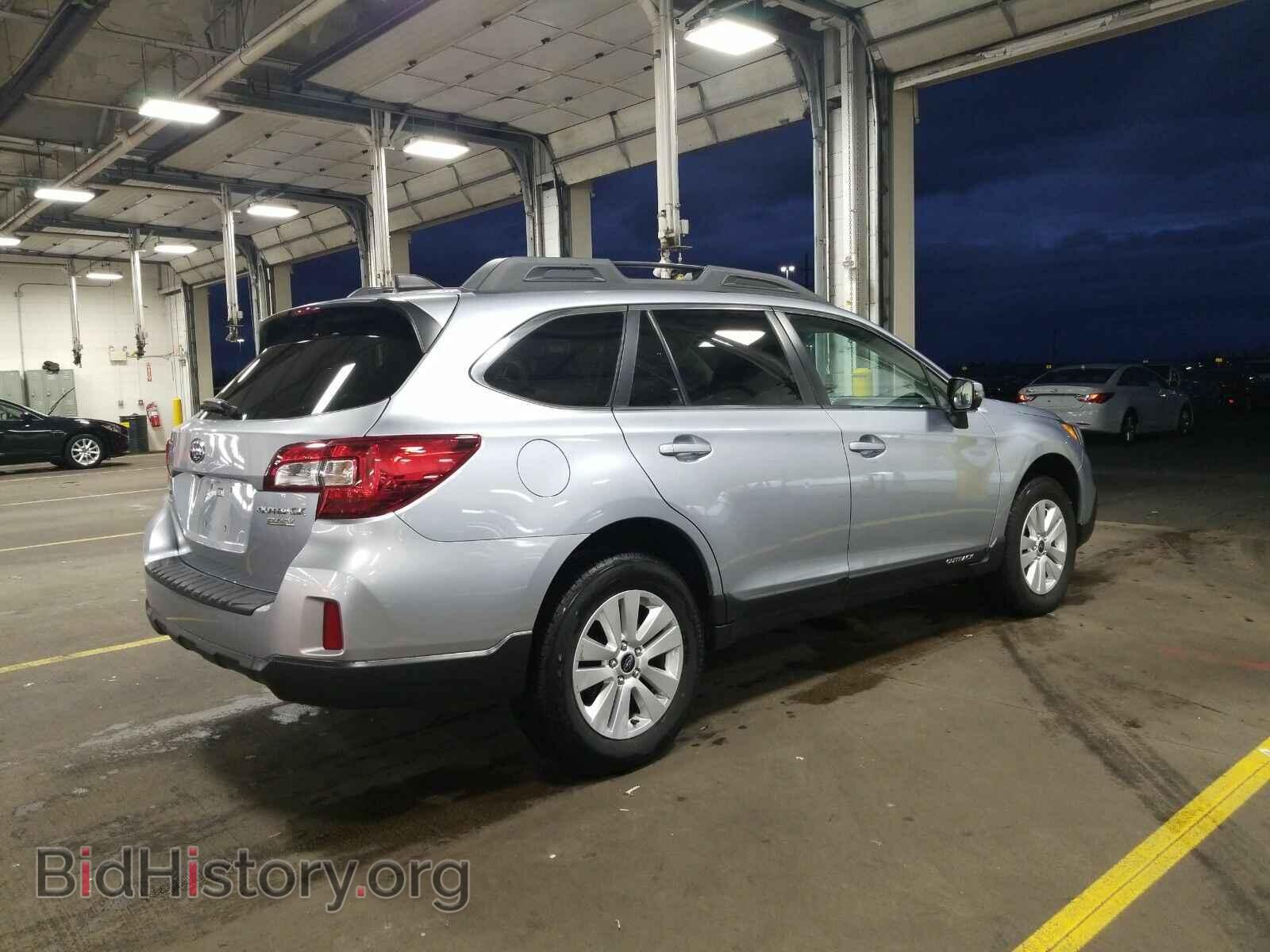 2017 Subaru Outback - VIN: 4S4BSAFCXH3321656 - Фото 2