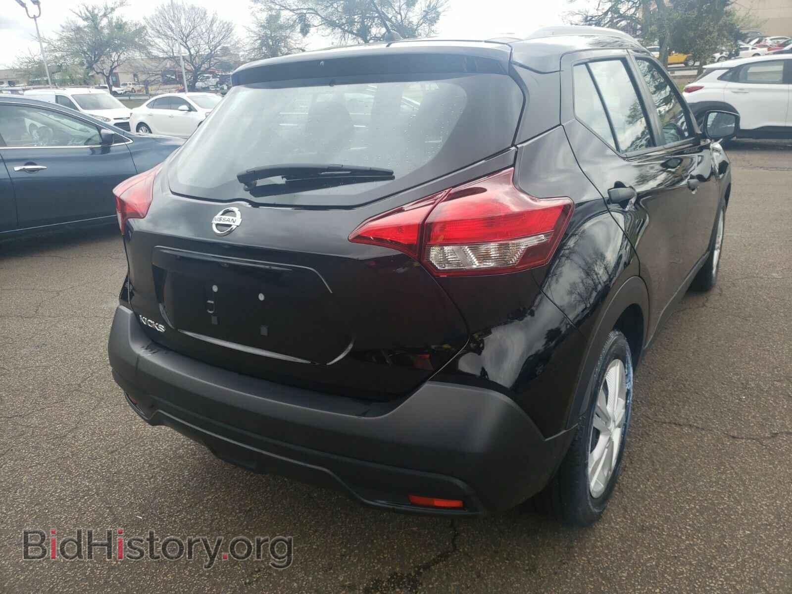 2019 Nissan Kicks - VIN: 3N1CP5CU3KL484131 - Фото 2