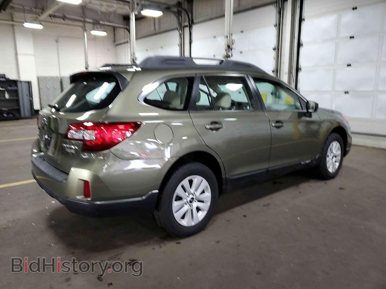 2017 Subaru Outback - VIN: 4S4BSAAC7H3365704 - Фото 2