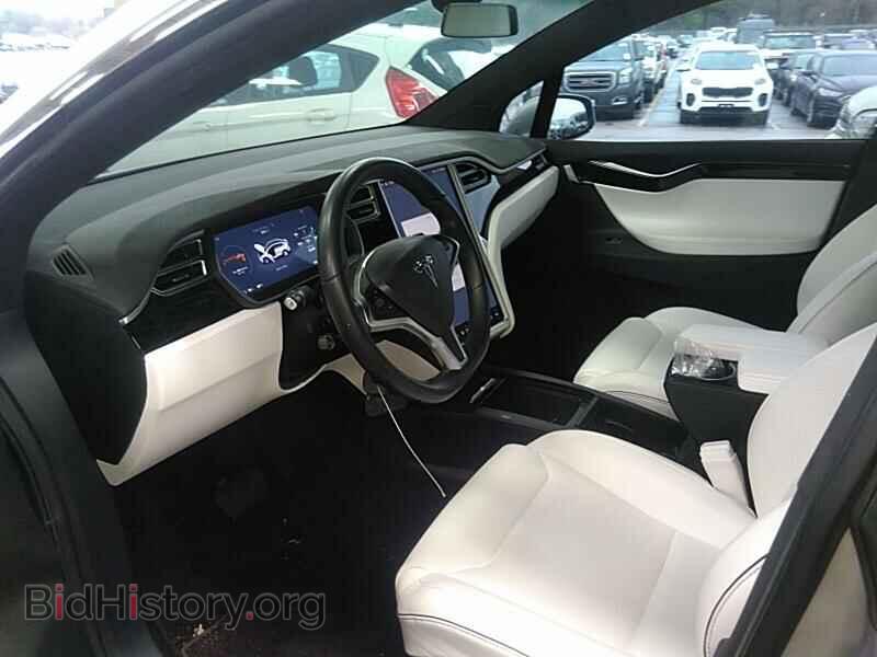 2016 Tesla Model X - VIN: 5YJXCAE20GF016670 - Фото 3