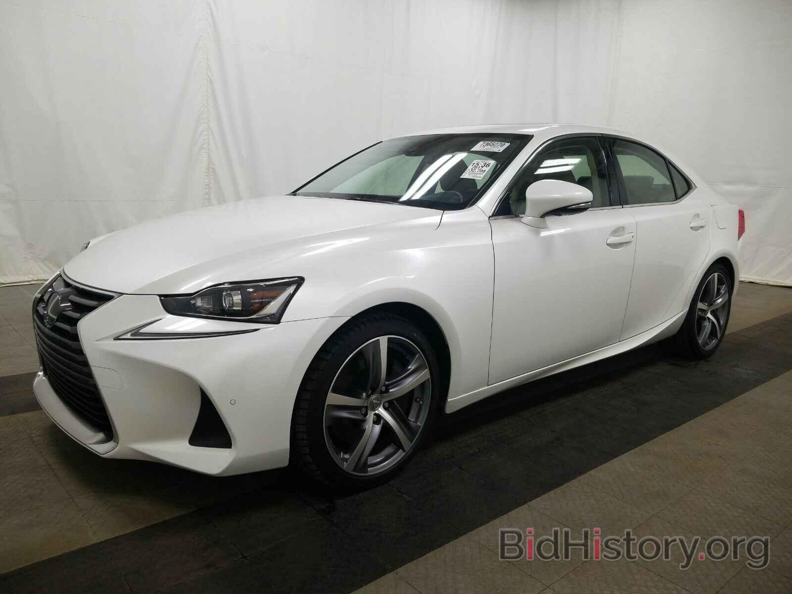 Фотография JTHBA1D26H5041799 - Lexus IS 2017