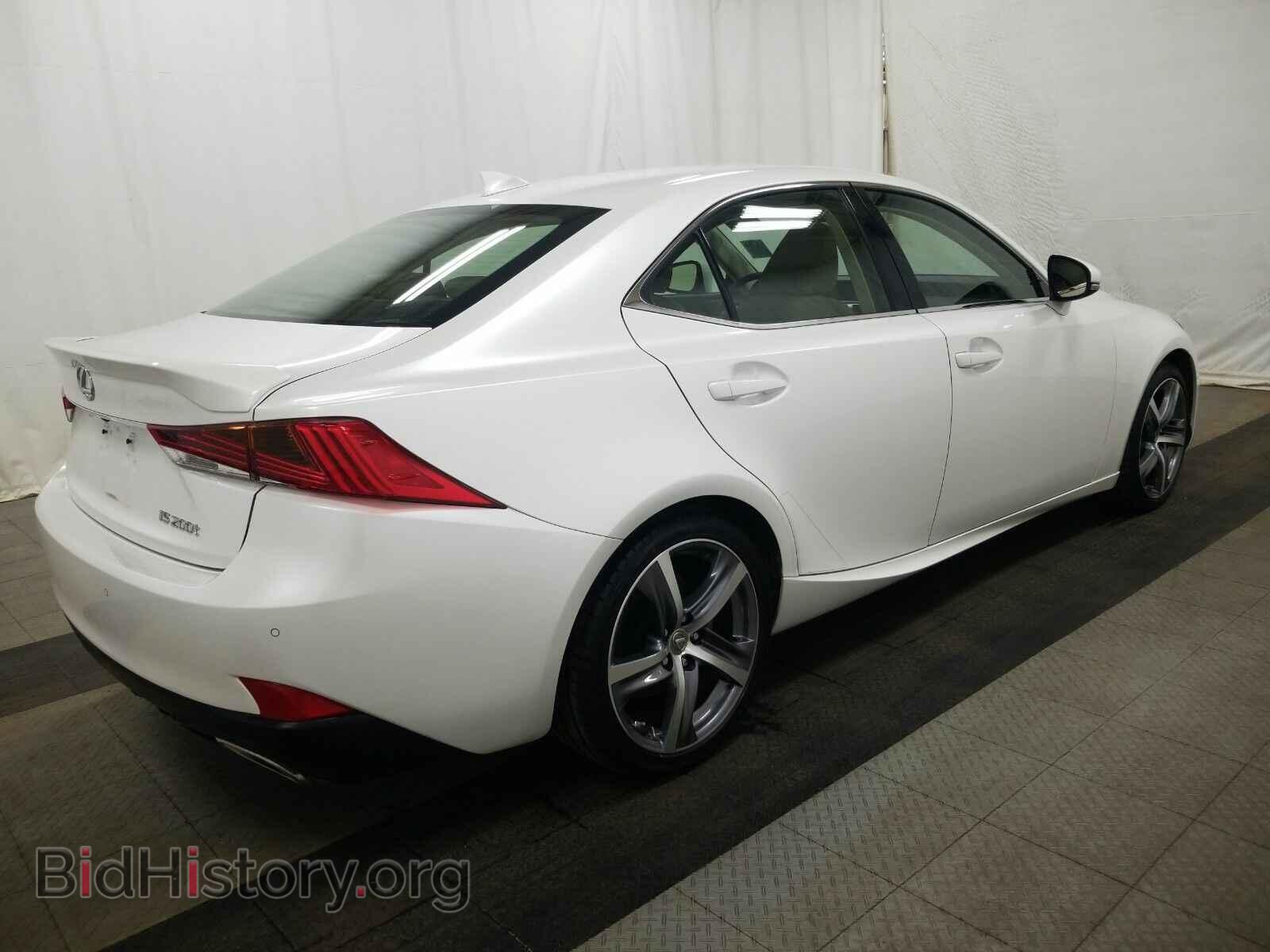 2017 Lexus IS - VIN: JTHBA1D26H5041799 - Фото 4
