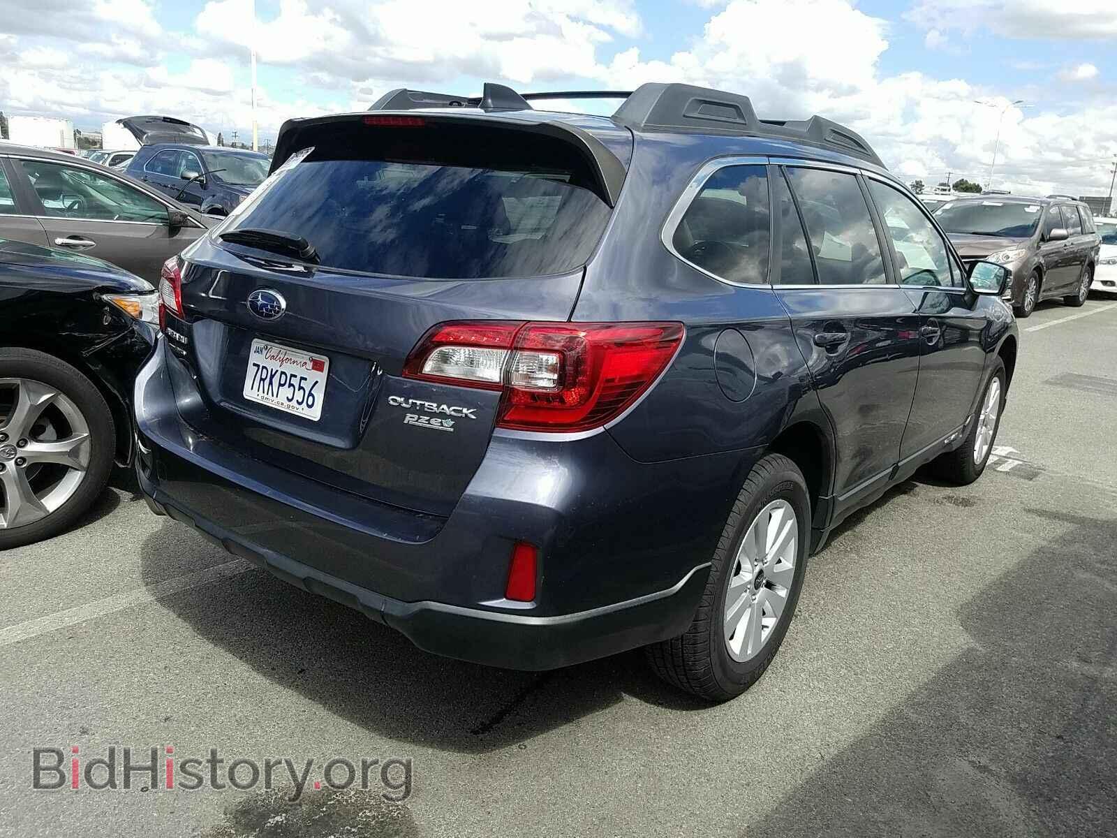 2016 Subaru Outback - VIN: 4S4BSAFC8G3274576 - Фото 2