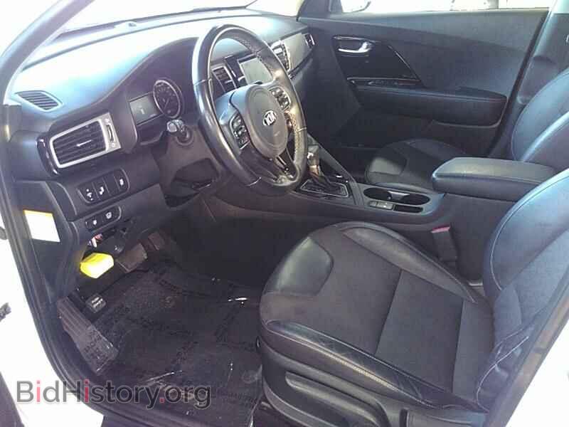 2017 Kia Niro - VIN: KNDCC3LCXH5072088 - Фото 3