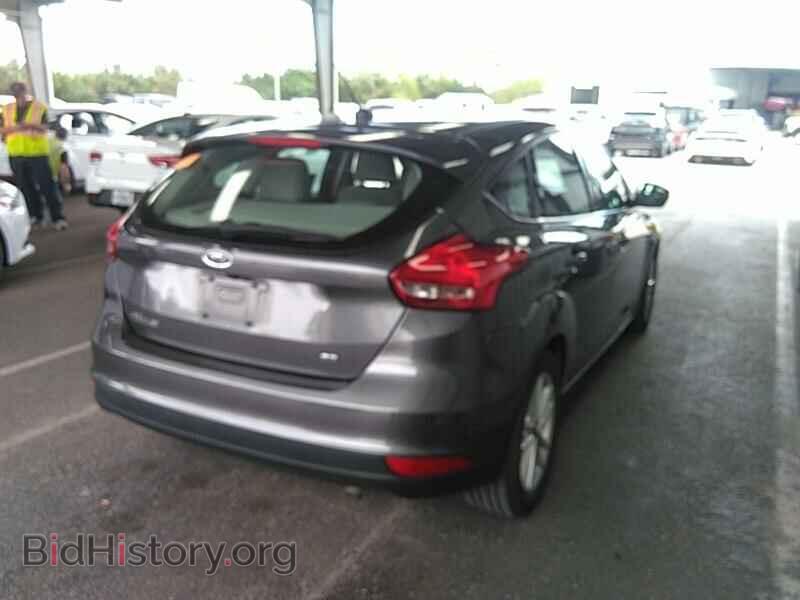 2018 Ford Focus - VIN: 1FADP3K21JL324948 - Фото 2