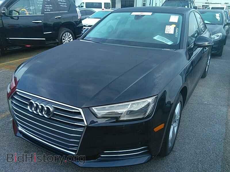 Photo WAUGMAF49HN063211 - Audi A4 2017