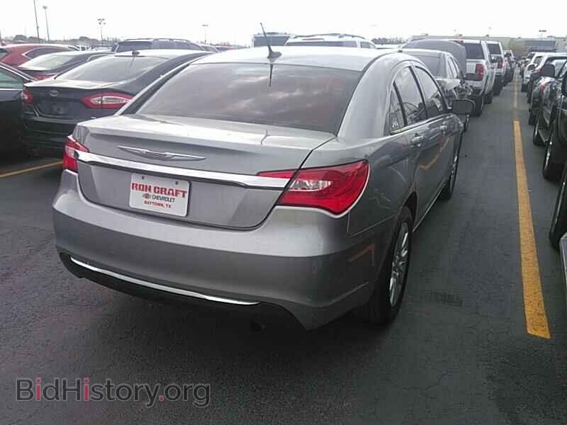 2014 Chrysler 200 - VIN: 1C3CCBAB2EN207357 - Фото 2