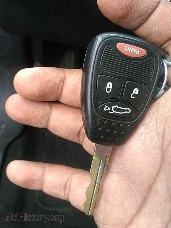2014 Chrysler 200 - VIN: 1C3CCBAB2EN207357 - Фото 8